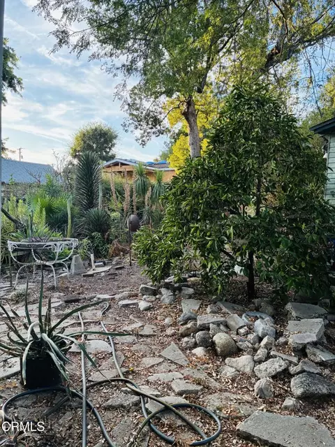 Exterior - 625 E Penn St, Pasadena, CA 91104 photo 7 of 7