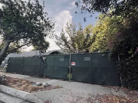 Exterior - 625 E Penn St, Pasadena, CA 91104 photo 1 of 7
