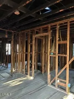 Entry Way - 625 E Penn St, Pasadena, CA 91104 photo 6 of 7