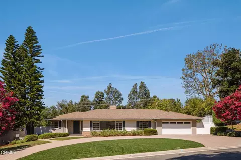 4817 Fairlawn Dr, La Canada Flintridge, CA 91011