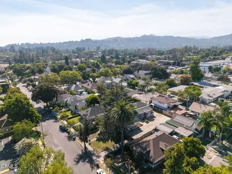 View/Area - 79 W Villa St, Pasadena, CA 91103 photo 3 of 9