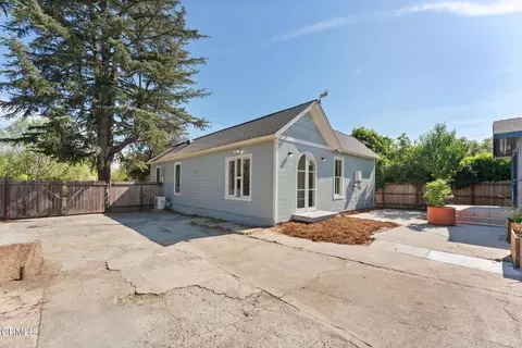 Exterior - 79 W Villa St, Pasadena, CA 91103 photo 3 of 8