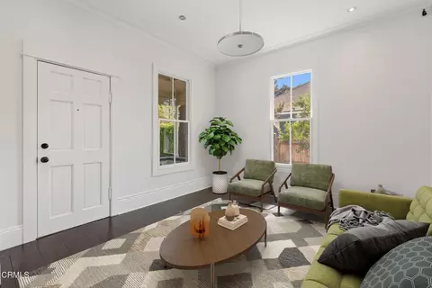Living - 79 W Villa St, Pasadena, CA 91103 photo 3 of 5