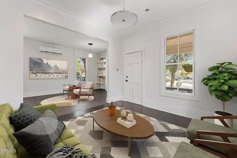 Living - 79 W Villa St, Pasadena, CA 91103 photo 2 of 5
