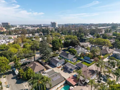 View/Area - 79 W Villa St, Pasadena, CA 91103 photo 7 of 9