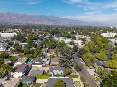 View/Area - 79 W Villa St, Pasadena, CA 91103 photo 9 of 9