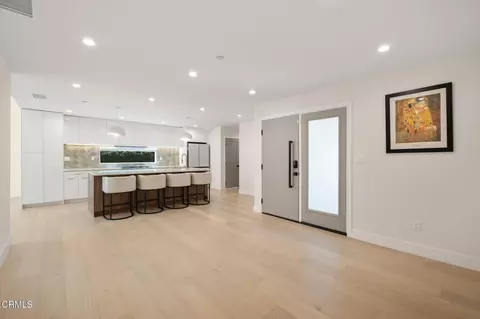 Entry Way - 1150 Leonard Ave, Pasadena, CA 91107 photo 2 of 3