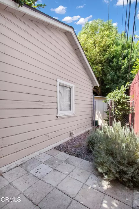 Exterior - 3217 Estado St, Pasadena, CA 91107 photo 9 of 10