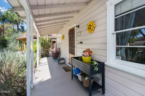 Exterior - 3217 Estado St, Pasadena, CA 91107 photo 1 of 10