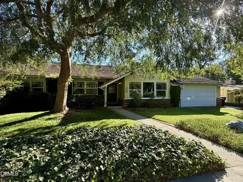 3911 El Lado Dr, Glendale, CA 91214