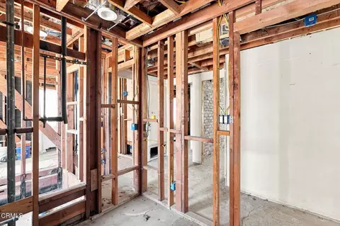 Entry Way - 1423 W 8th St, Upland, CA 91786 photo 1 of 7