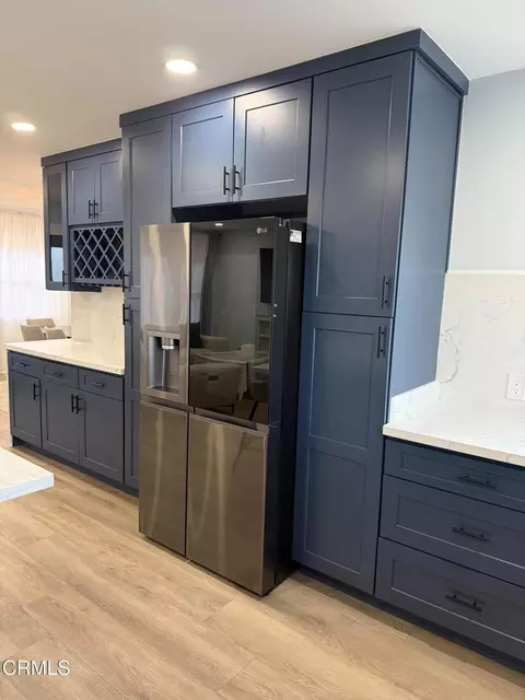 Kitchen - 1075 Chevron Ct, Pasadena, CA 91103 photo 7 of 8