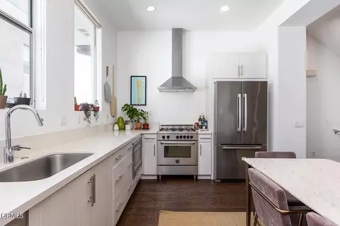 1847 Silent Era Dr, Los Angeles, CA 90026