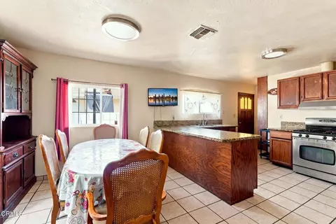 Dining - 144 Backus Ave, Pasadena, CA 91107 photo 1 of 3