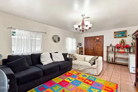 Living - 144 Backus Ave, Pasadena, CA 91107 photo 1 of 3