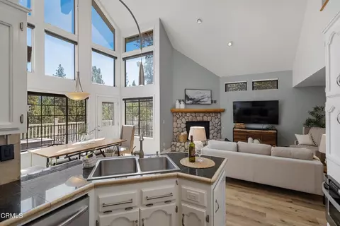 Kitchen - 568 Silver Tip Dr, Big Bear City, CA 92314 photo 1 of 4