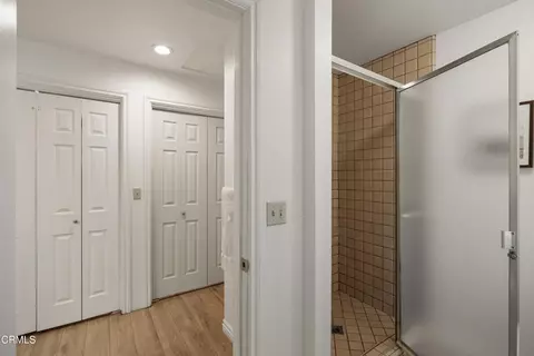 Entry Way - 568 Silver Tip Dr, Big Bear City, CA 92314 photo 5 of 9