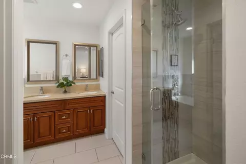 Bath - 9104 Florence Ave, Downey, CA 90240 photo 2 of 5