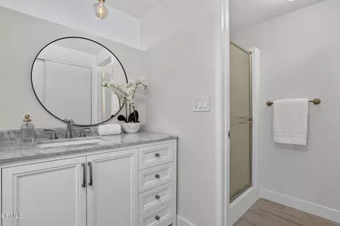 Bath - 327 W 230th St, Carson, CA 90745 photo 2 of 5
