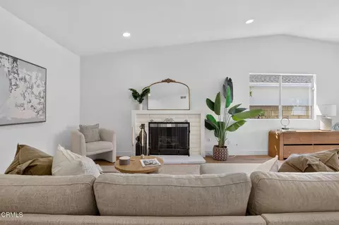 Living - 327 W 230th St, Carson, CA 90745 photo 2 of 3