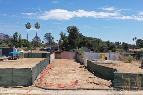 2668 Fair Oaks Ave, Altadena, CA 91001