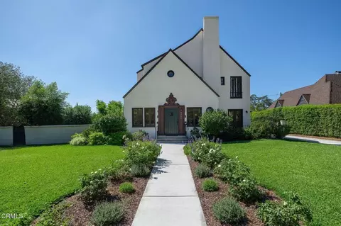 Exterior - 2384 E Orange Grove Blvd, Pasadena, CA 91104 photo 2 of 14