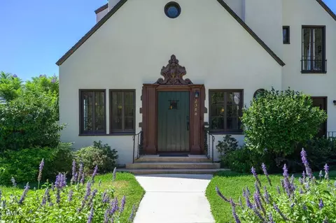 Exterior - 2384 E Orange Grove Blvd, Pasadena, CA 91104 photo 3 of 14