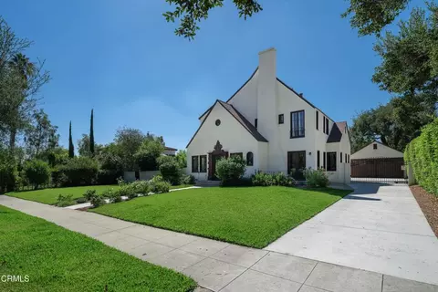 Exterior - 2384 E Orange Grove Blvd, Pasadena, CA 91104 photo 13 of 14