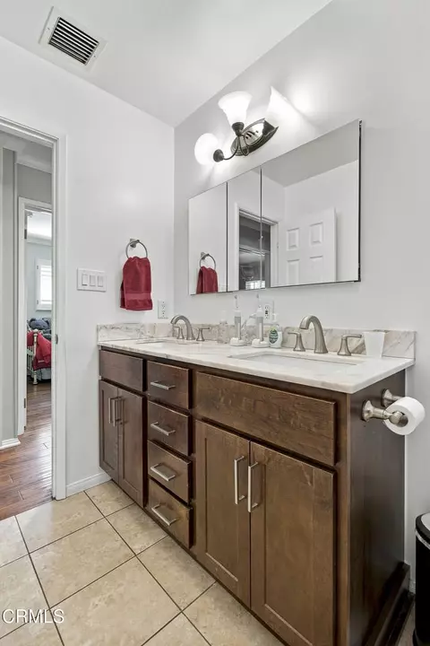 Bath - 6503 Day St, Tujunga, CA 91042 photo 2 of 2