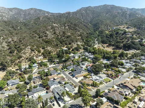 View/Area - 6503 Day St, Tujunga, CA 91042 photo 6 of 7