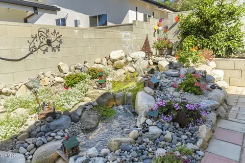 Exterior - 6503 Day St, Tujunga, CA 91042 photo 8 of 11