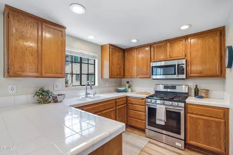 Kitchen - 270 Ohio St #3, Pasadena, CA 91106 photo 1 of 1