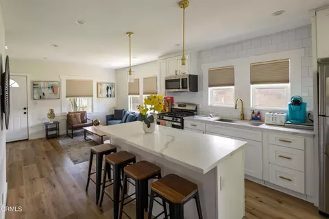 Kitchen - 396 N Summit Ave, Pasadena, CA 91103 photo 4 of 5