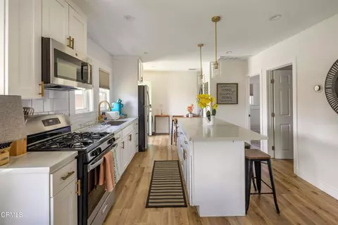 Kitchen - 396 N Summit Ave, Pasadena, CA 91103 photo 5 of 5