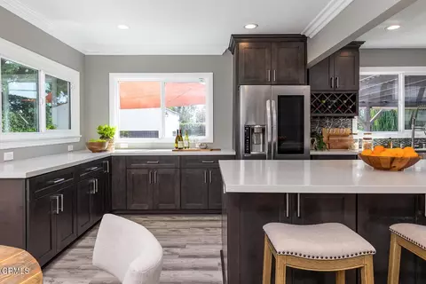 Kitchen - 2330 E Orange Grove Blvd, Pasadena, CA 91104 photo 4 of 4