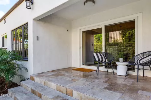 Exterior - 2330 E Orange Grove Blvd, Pasadena, CA 91104 photo 3 of 12