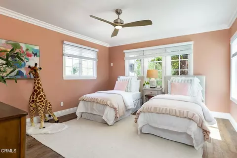 Bedroom - 2330 E Orange Grove Blvd, Pasadena, CA 91104 photo 6 of 6