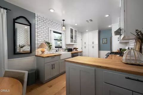 Kitchen - 511 E Penn St, Pasadena, CA 91104 photo 1 of 4