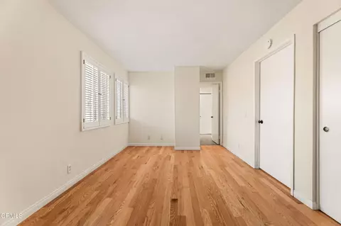 Bedroom - 477 S Euclid Ave #E, Pasadena, CA 91101 photo 2 of 6