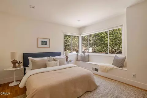 Bedroom - 1919 Deermont Rd, Glendale, CA 91207 photo 3 of 7
