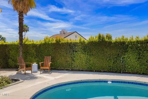 Exterior - 1919 Deermont Rd, Glendale, CA 91207 photo 6 of 16