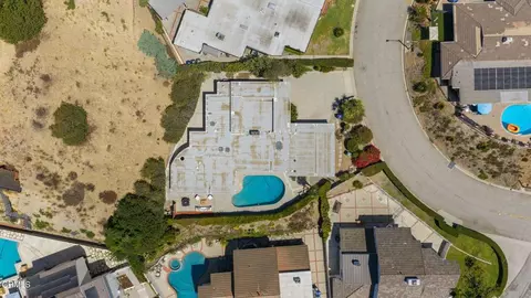 View/Area - 1919 Deermont Rd, Glendale, CA 91207 photo 5 of 8