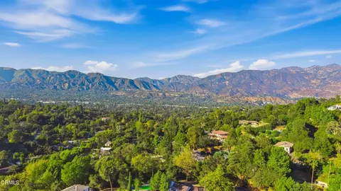 View/Area - 3616 E Chevy Chase Dr, Glendale, CA 91206 photo 1 of 3