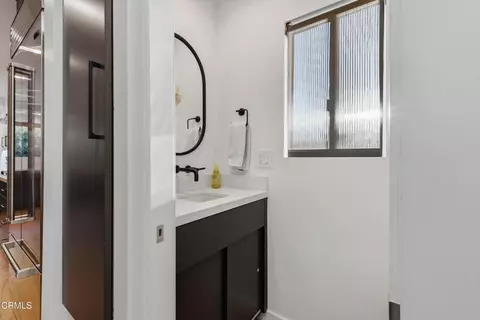 Bath - 3616 E Chevy Chase Dr, Glendale, CA 91206 photo 7 of 7