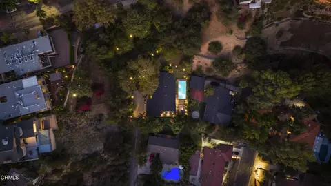 View/Area - 3616 E Chevy Chase Dr, Glendale, CA 91206 photo 3 of 3