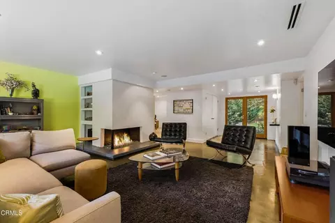 Living - 3616 E Chevy Chase Dr, Glendale, CA 91206 photo 1 of 4