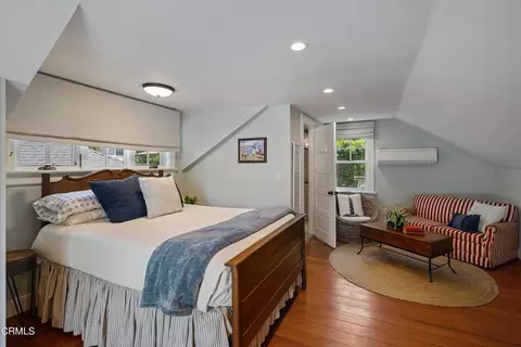 Bedroom - 303 Markham Pl, Pasadena, CA 91105 photo 9 of 9