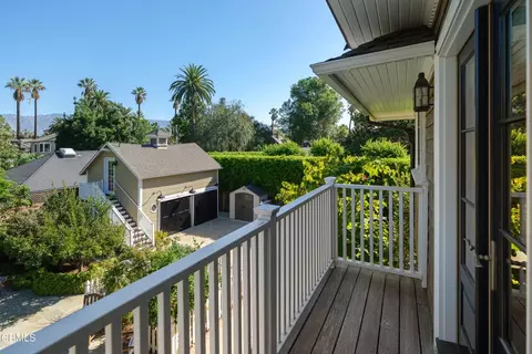 Exterior - 303 Markham Pl, Pasadena, CA 91105 photo 8 of 20