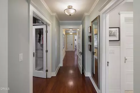 Entry Way - 303 Markham Pl, Pasadena, CA 91105 photo 6 of 6