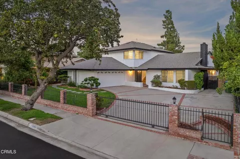 10856 Topeka Dr, Porter Ranch, CA 91326